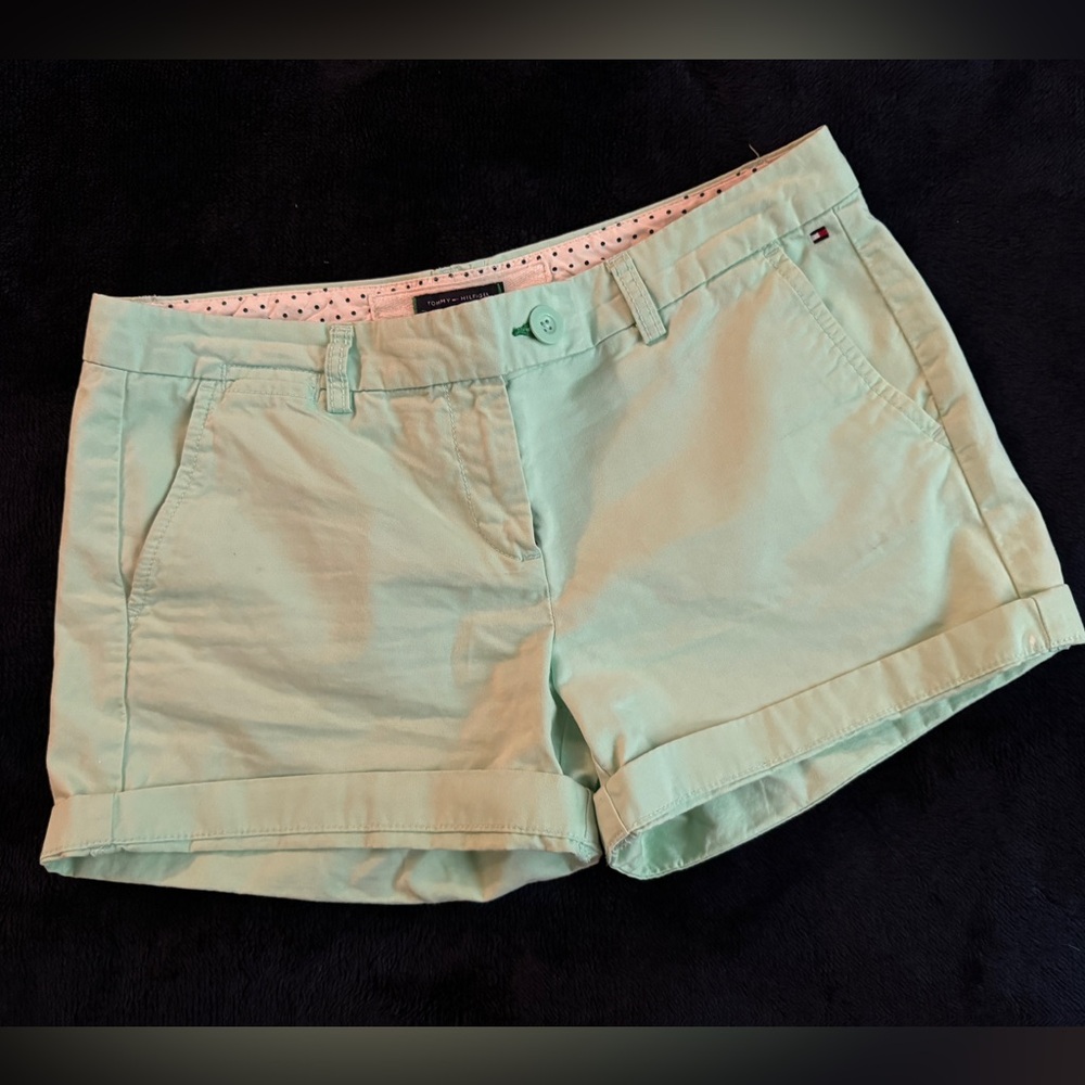 5 for $25 | Pastel Green Tommy Hilfiger Shorts!